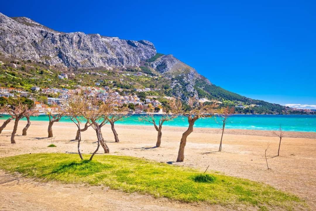 Amazing Sea View Apartment Omis Exterior photo
